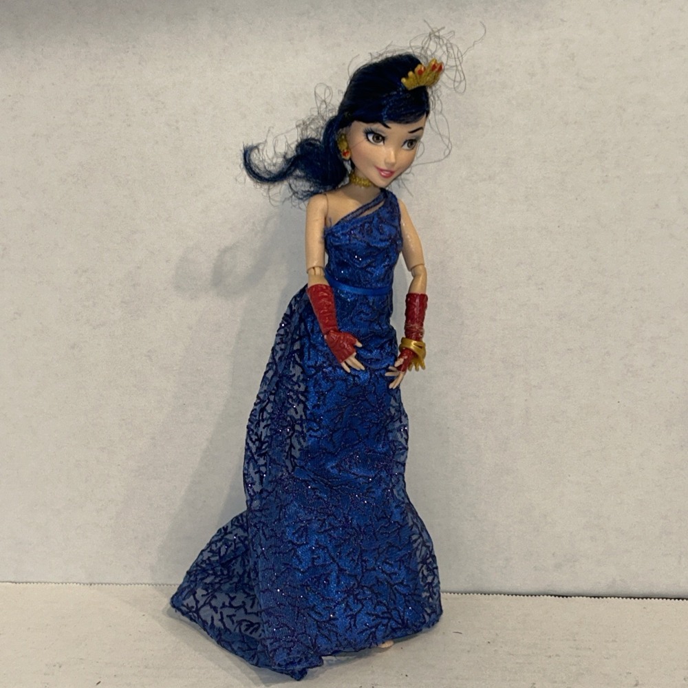 Disney Descendants 2 Mal doll fashion doll Isle Of The Lost Princess D1